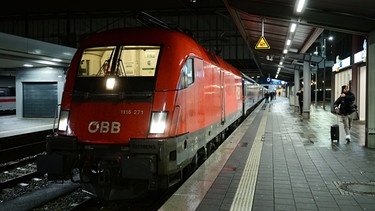 Nightjet ÖBB / Deutsche Bahn (hier der Zug von Münchhen Hbf nach Rom) | Bild: picture alliance / SZ Photo | Robert Haas